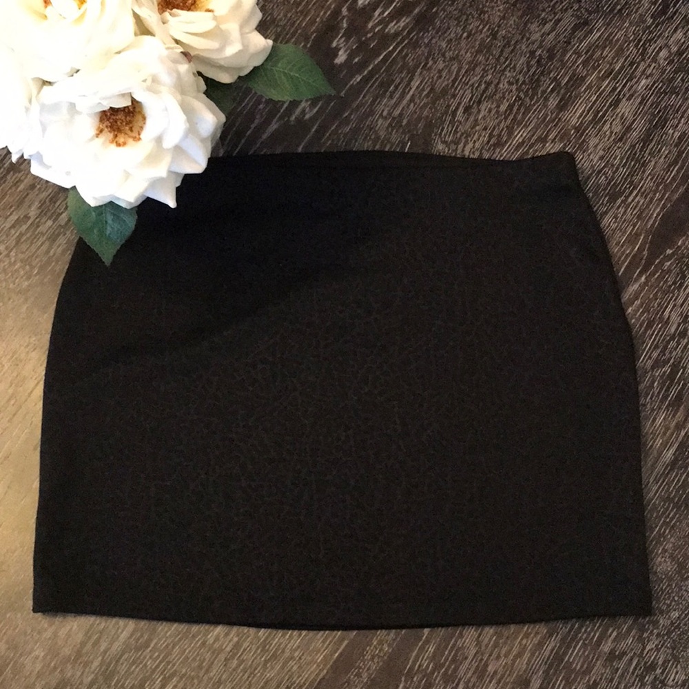 Express mini skirt.